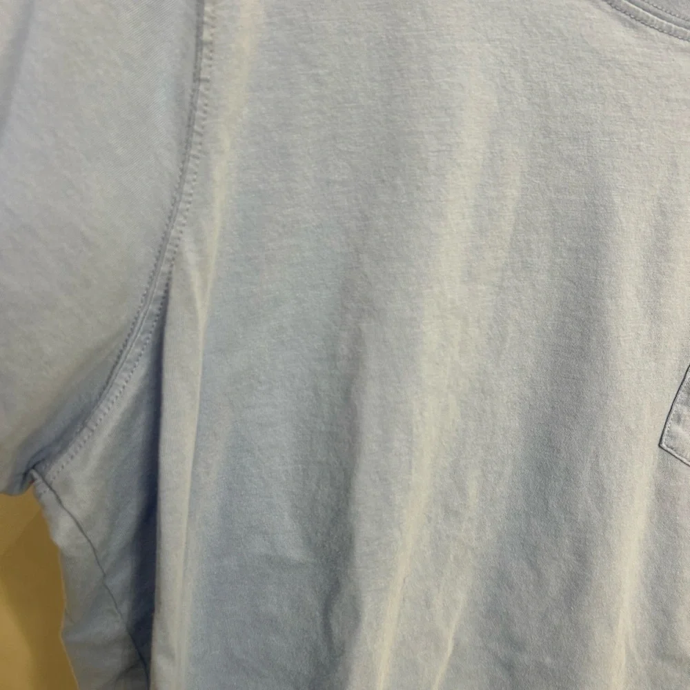 Vineyard Vines Blue T-Shirt girls large  classic whale print